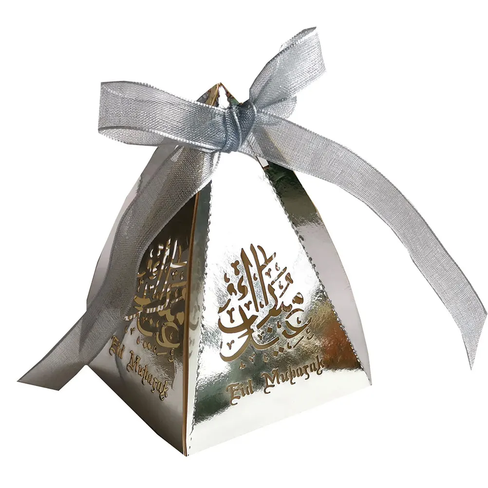 

50pcs Hollow Candy Boxes Elegant Gift Wrappers Fashion Treat Bags Chocolate Holders Party Favor Boxes Eid Decor
