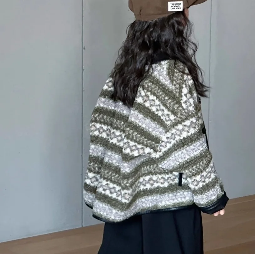 

Girls Coat Cashmere Striped Quilting Cotton Thickened Coat Top 2025 Autumn and Winter New Children's Clothing