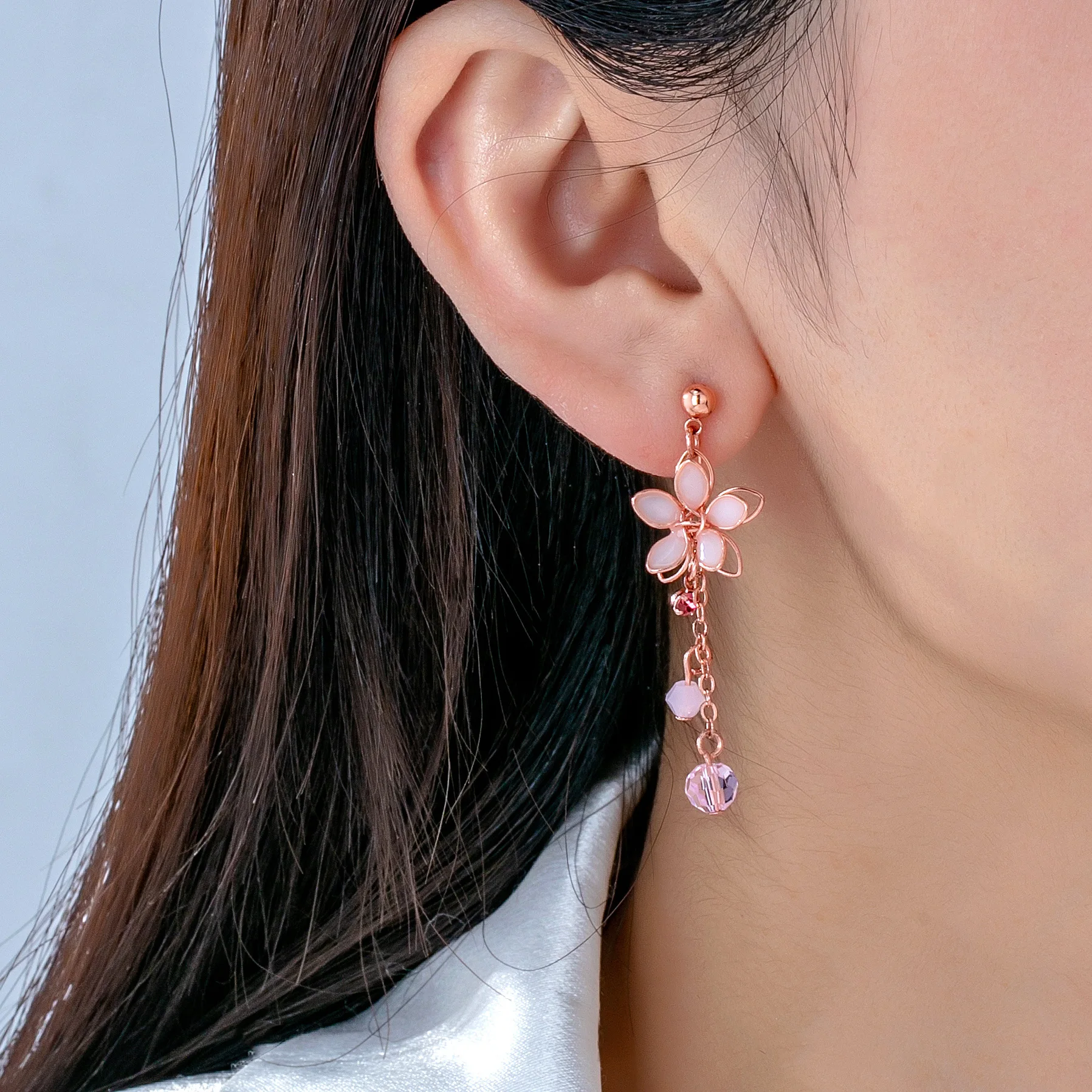 925 Silver Spring Pink Hollow-out Five-petaled Flower Fringed Earrings Without Ear Piercing For Her Party Gift