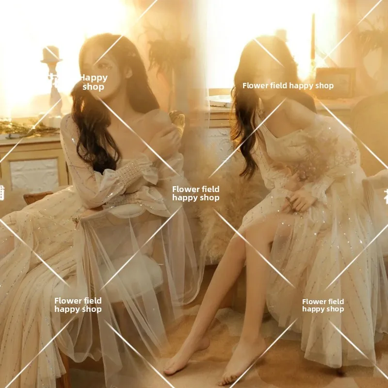 

Фотосессия в стиле ретро: атмосфера Гонконга, новый стиль, художественные портреты для молодых женщин 18-25 лет