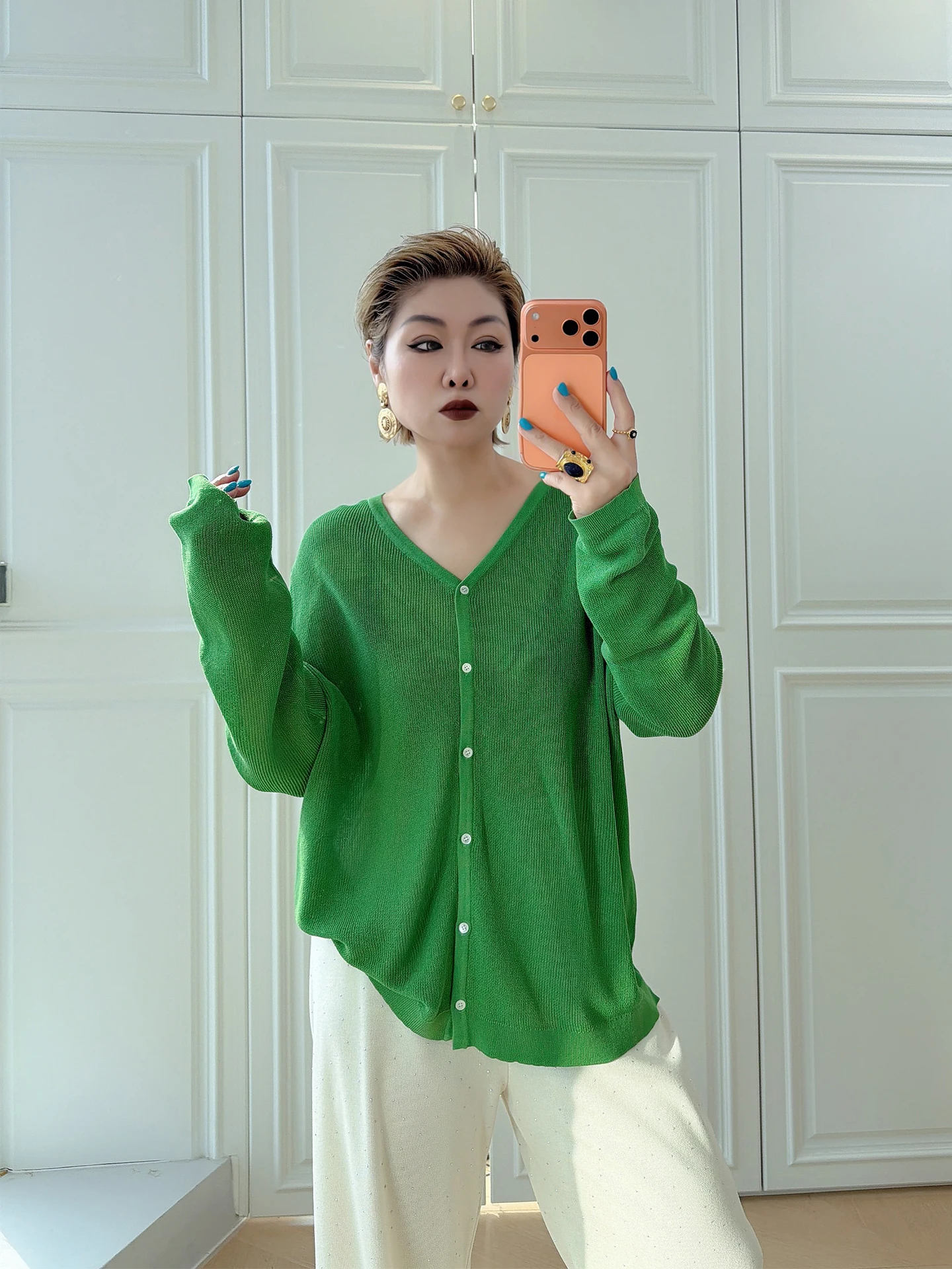 

Женский тонкий кардиган больших размеров для весеннего сезона: свободный крой, длинный рукав, V-образный вырез, защита от солнца, верхняя одежда для кондиционированных помещений