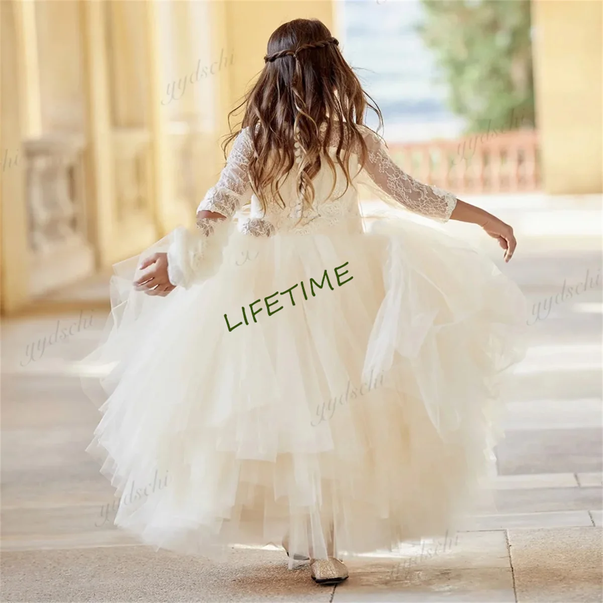 

Lovely Ivory Long Sleeves Puffy Flower Girl Dresses For Wedding 2023 Princess Lace Appliques Floor Length First Communion Gowns