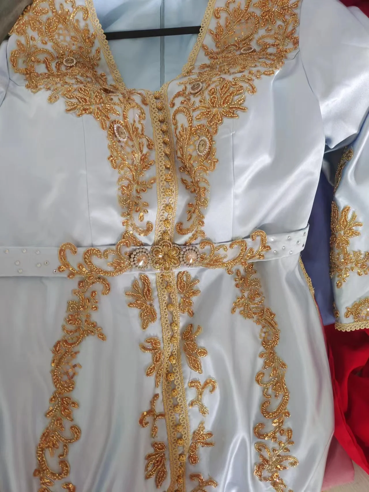 Caftan marocain personnalisé avec perles, robe de soirée musulmane, robe arabe Abaya, robe de soirée formelle, travail à la main