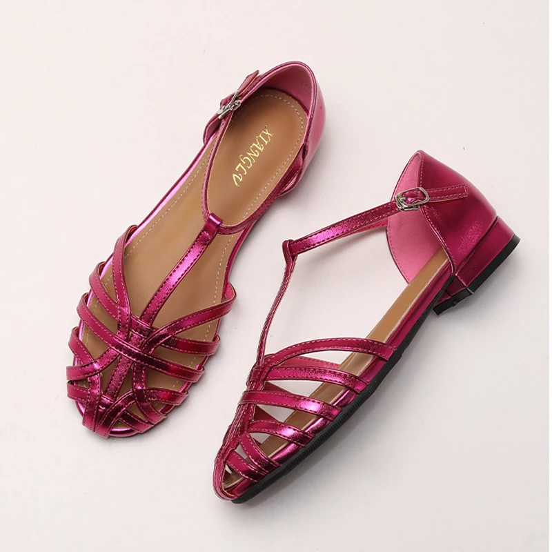 

Retro Round Head T-band Women's Sandals Summer 2025 New Flat heel Narrow Band Hollow Roman shoes Woman