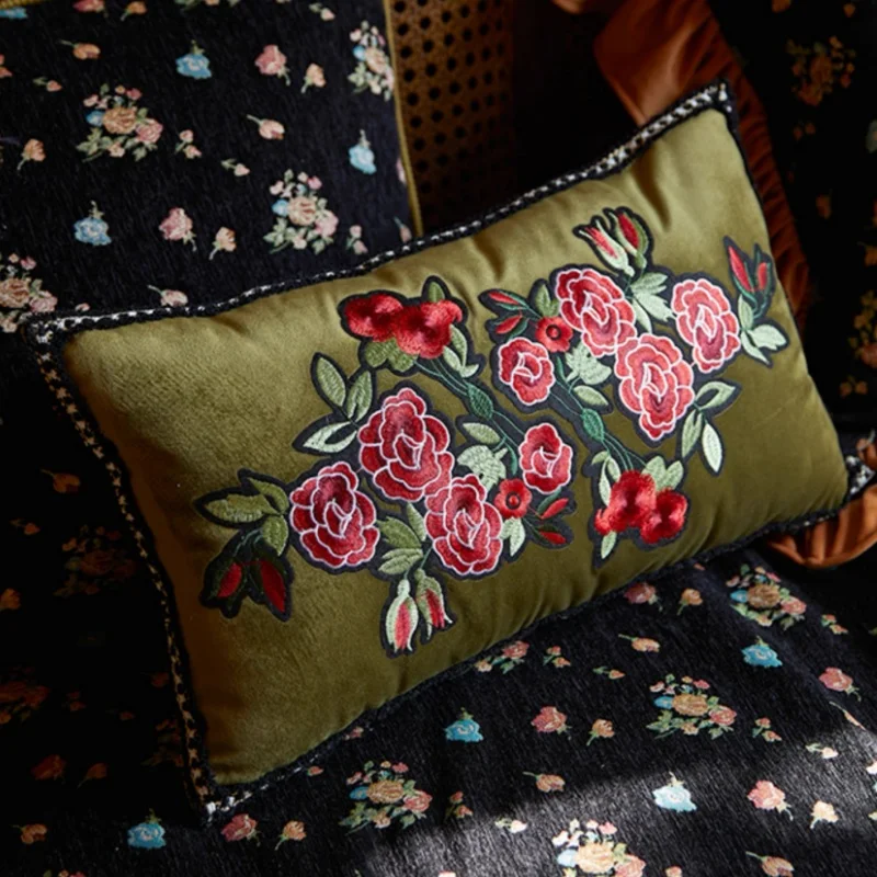 

Подушка с красной розой, роскошная зеленая бархатная наволочка с цветочной вышивкой, декоративная наволочка для дивана, стула, постельные принадлежности, украшение дома