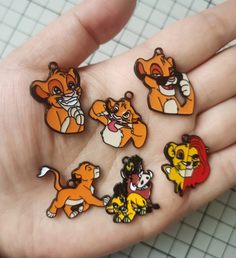 

10PCS cartoon Lion King Pendant DIY Jewelry Necklace Earrings Bracelet Jewelry Earring Charms