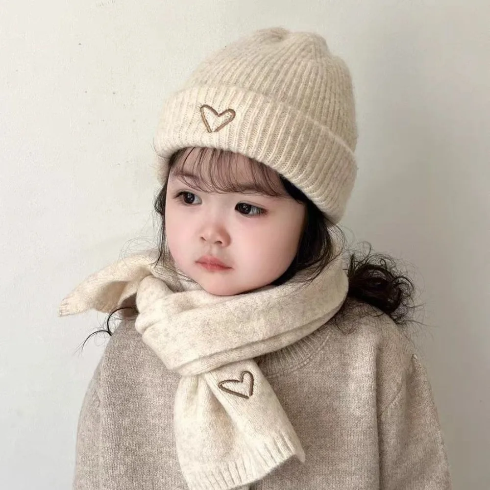 

New Warm Scarf Hat Set Windproof Love Heart Embroidery Neck Warmer Coldproof Beanie Hat Kids