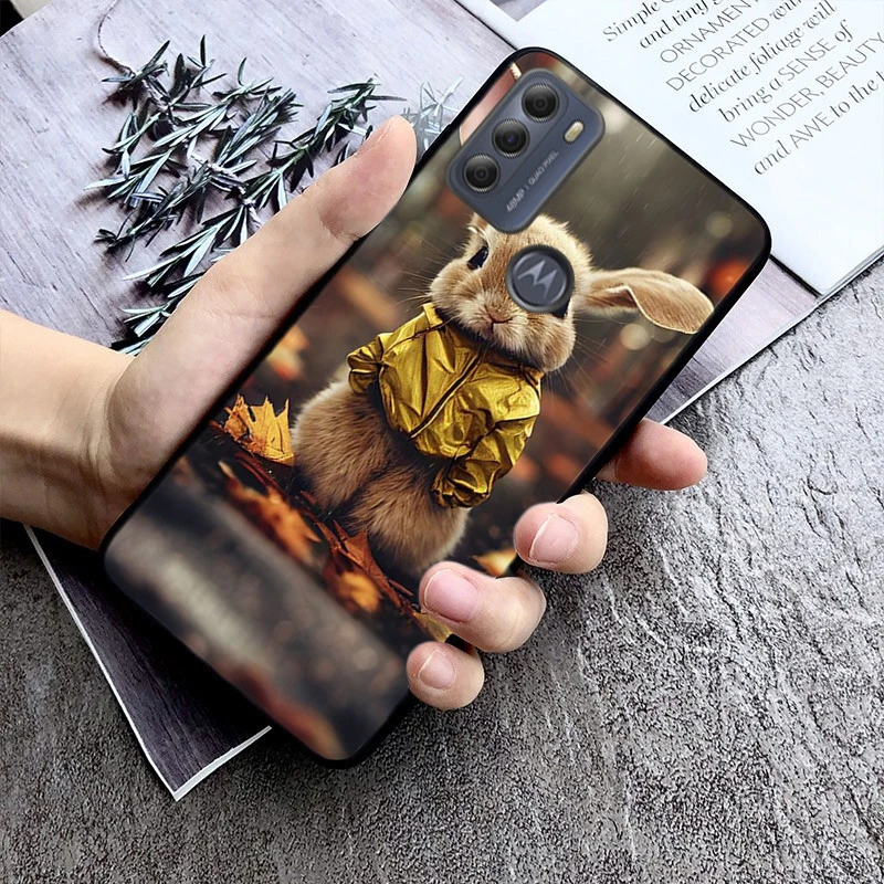 

Rabbit Bunny Animal Phone Case For Motorola Moto G84 G22 G32 G42 G52 G62 G53 G72 G60 G60S G100 G10 G20 G30 G13 G50 G 5G G Pure