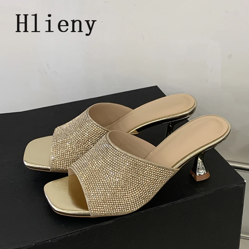 

Hlieny 2026 Summer Open Toe Women Slippers Fashion Rhinestone Crystal Low Heels Sandals Ladies Wedding Party Shoes Pumps