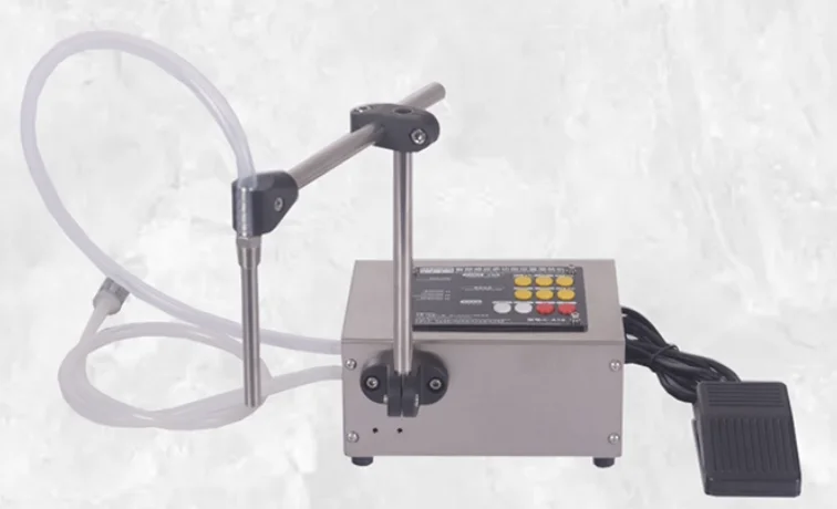 Small, high-precision, fully automatic CNC liquid filling machine, 100-degree heat-resistant DC power supply, for outdoor use.