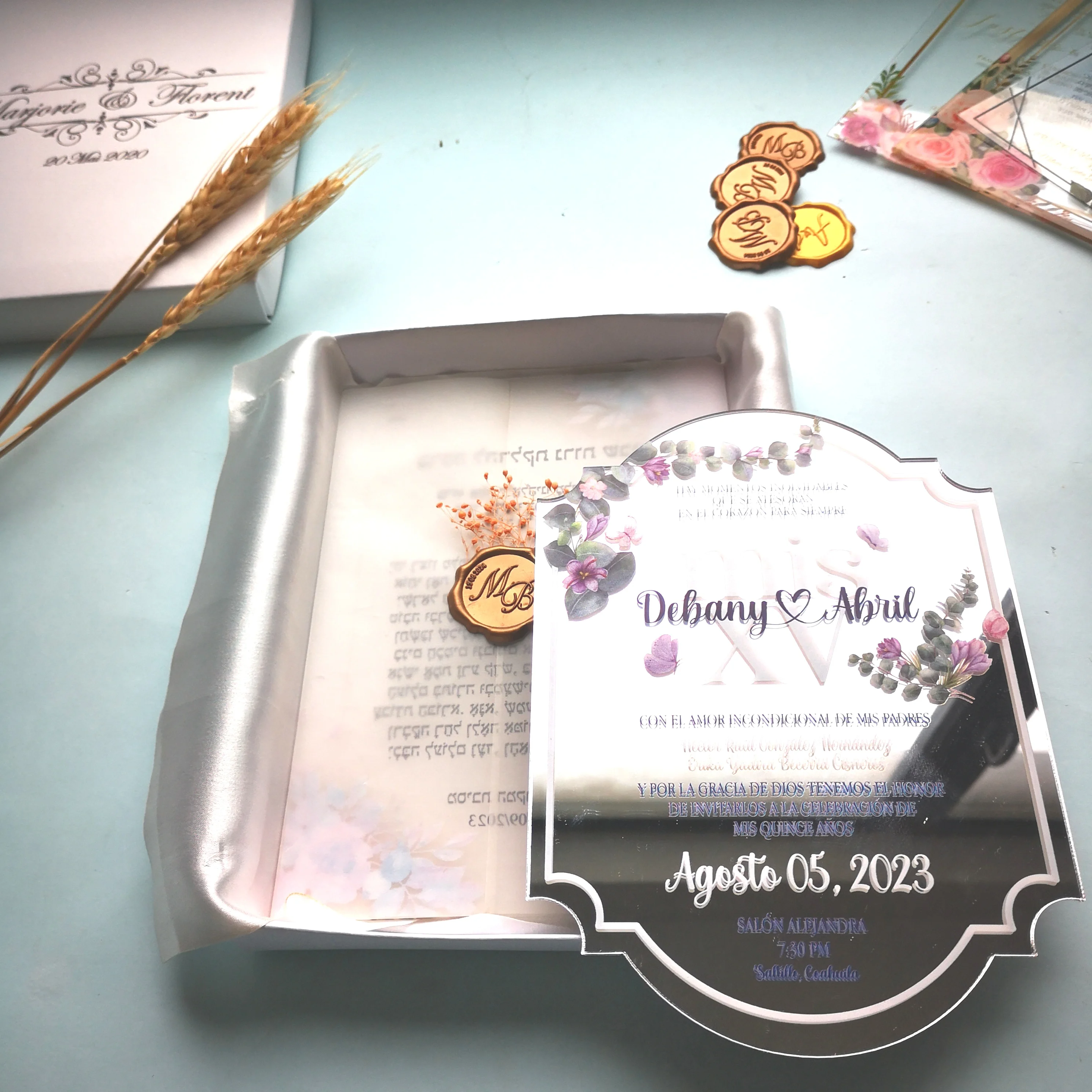 Custom First Quinceanera Invitation, Silver Mirror Invitation,Acrylic Invite, Dry Flower Seal Wrapper, 10Pcs