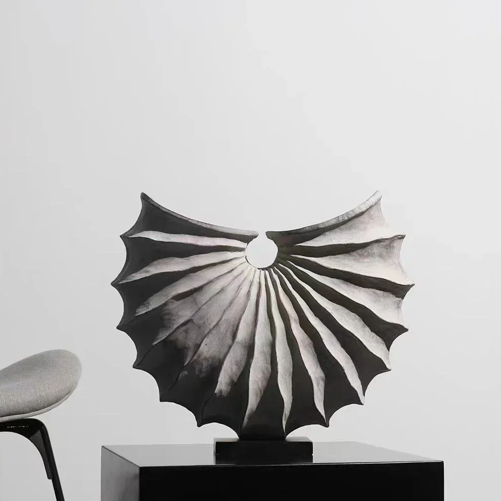 

Home Decorations Geometric Resin Ornaments Abstract Sculpture Art Luxury Desktop Decor Accessories Nordic Artwork Gifts