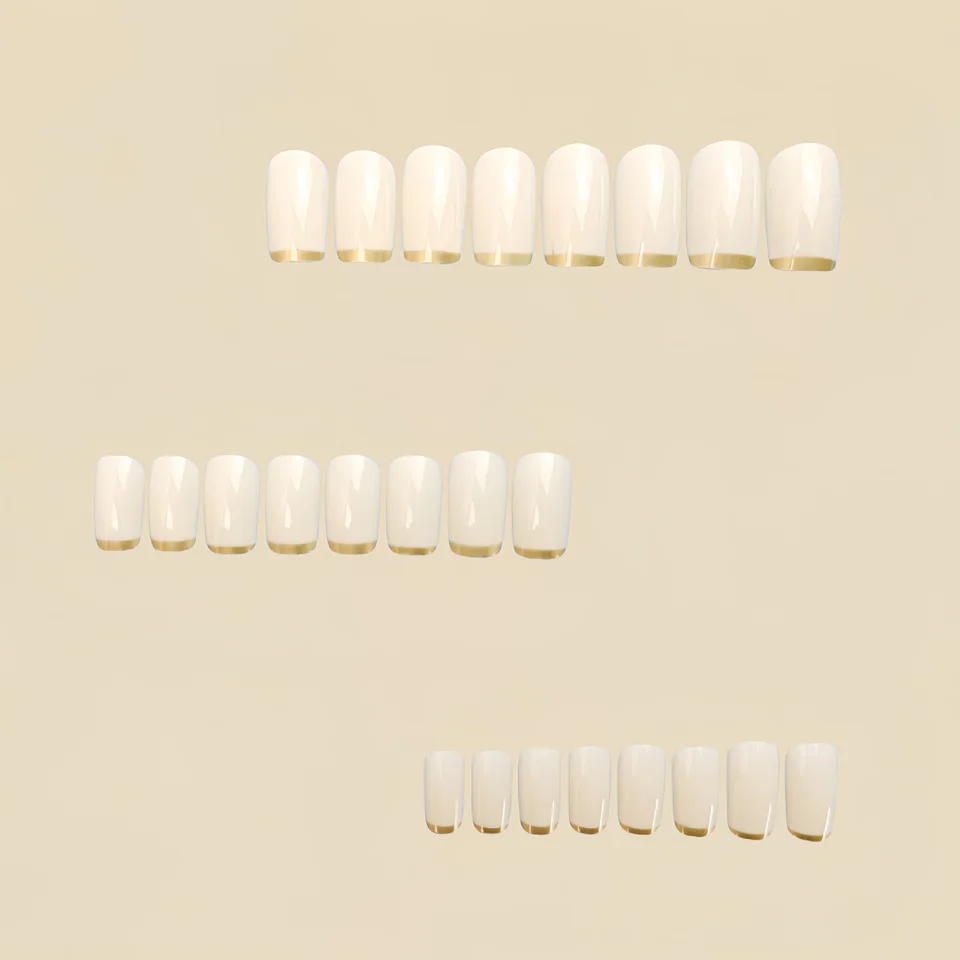 Uñas postizas medianas para mujer, punta cuadrada color crema con borde dorado, estilo francés, uñas de presión 6