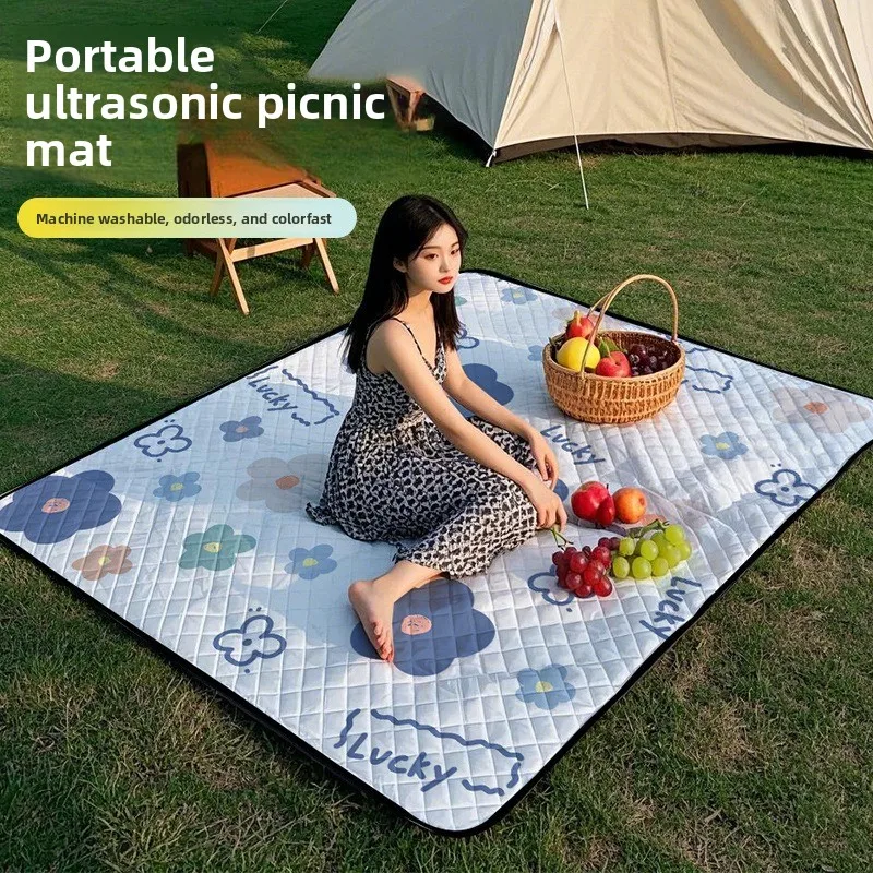 Outdoor Picnic Mat Waterproof Moisture Proof Thiened Spring Cam Barbecue Rainproof Portable Mat Folding Grassland Pad Carpet