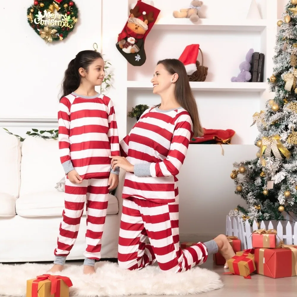 لينة مخطط طباعة عيد الميلاد الوالدين للجنسين وتتسابق قطنية عالية الجودة + السراويل مطابقة الأسرة وتتسابق عيد الميلاد منامة مجموعة أمي أبي