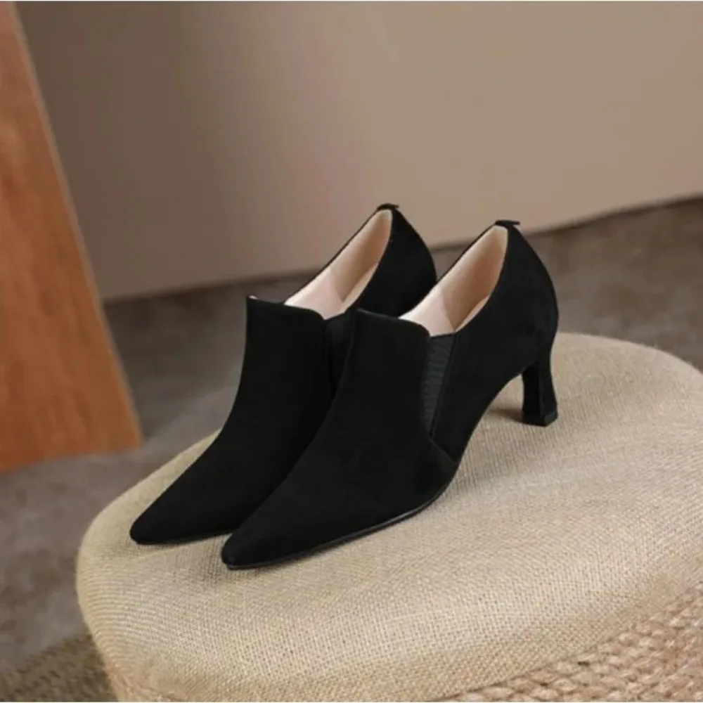 Pointed High Heels for Women\'s 2024 Spring and Autumn New Retro Thick Heel Sleeve Single Shoe Suede Fashion Female\'s Shoes Pumps