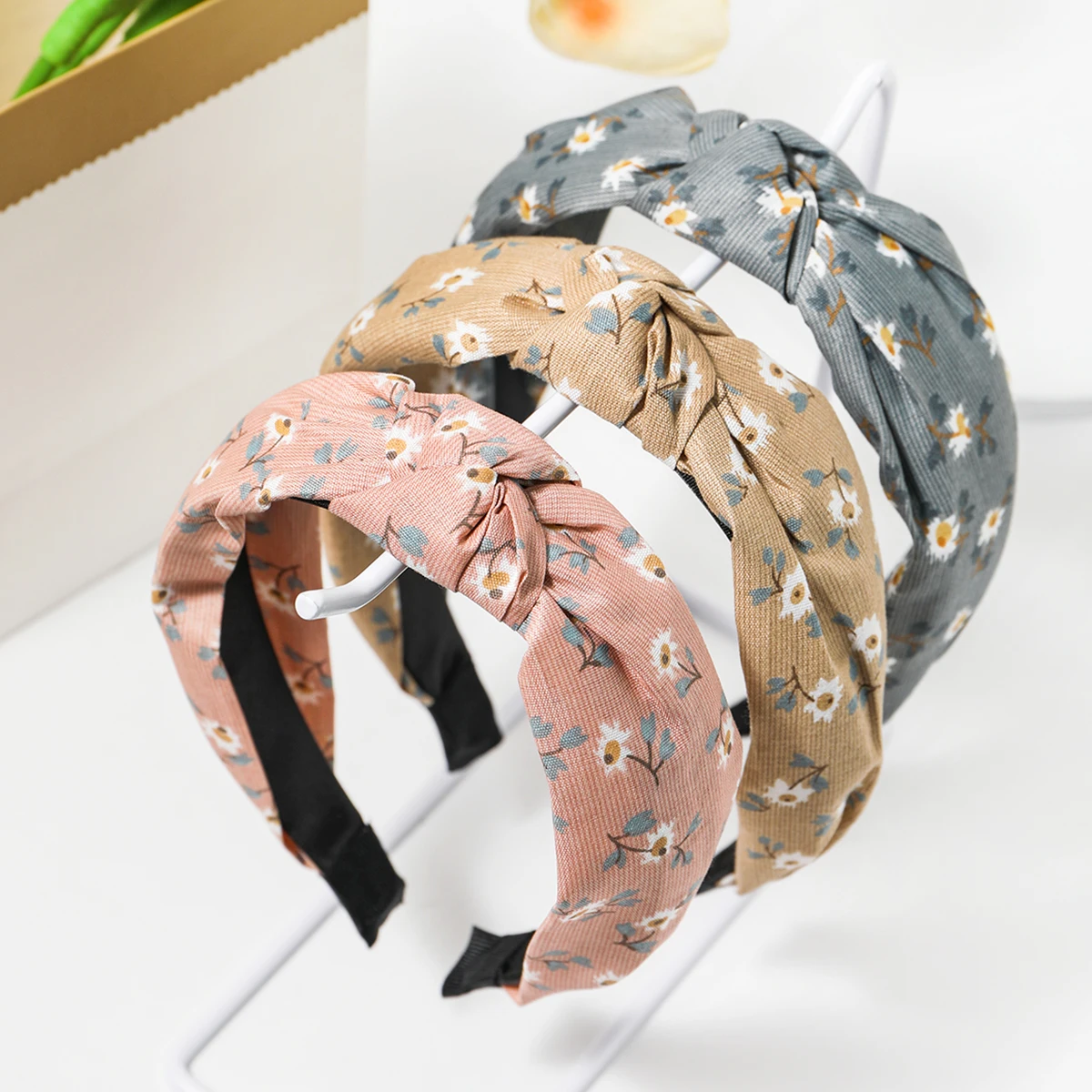 3pcs Women\'s Small Floral Knots, Fashionable Vacation Style Hair Accessories And Headbands Suitable For Daily Wear