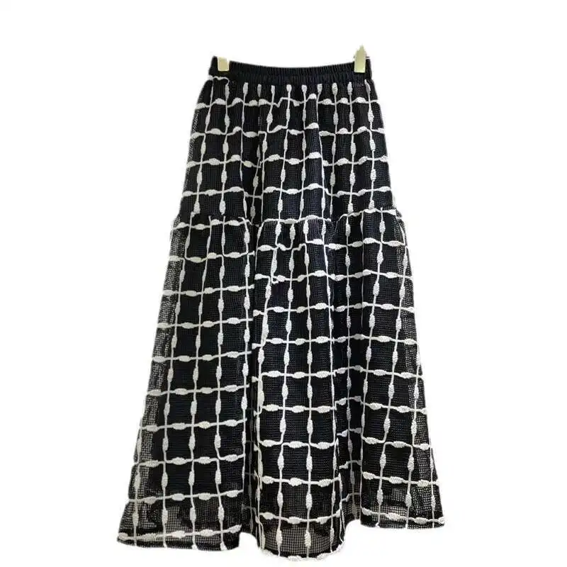 Maille crochet creux fleur grille conception Style jupe tempérament fée tout-match robe pour les femmes printemps nouvelle marée