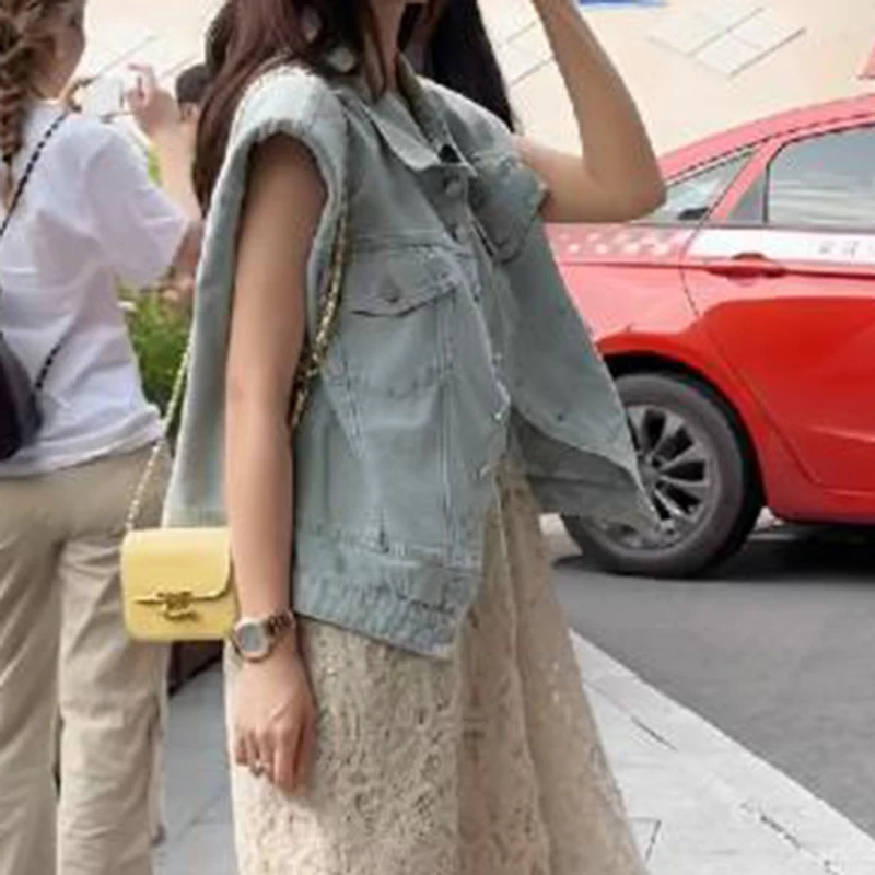 Sleeveless vest short denim jacket for women's spring and summer loose polo collar work jacket trend  coats