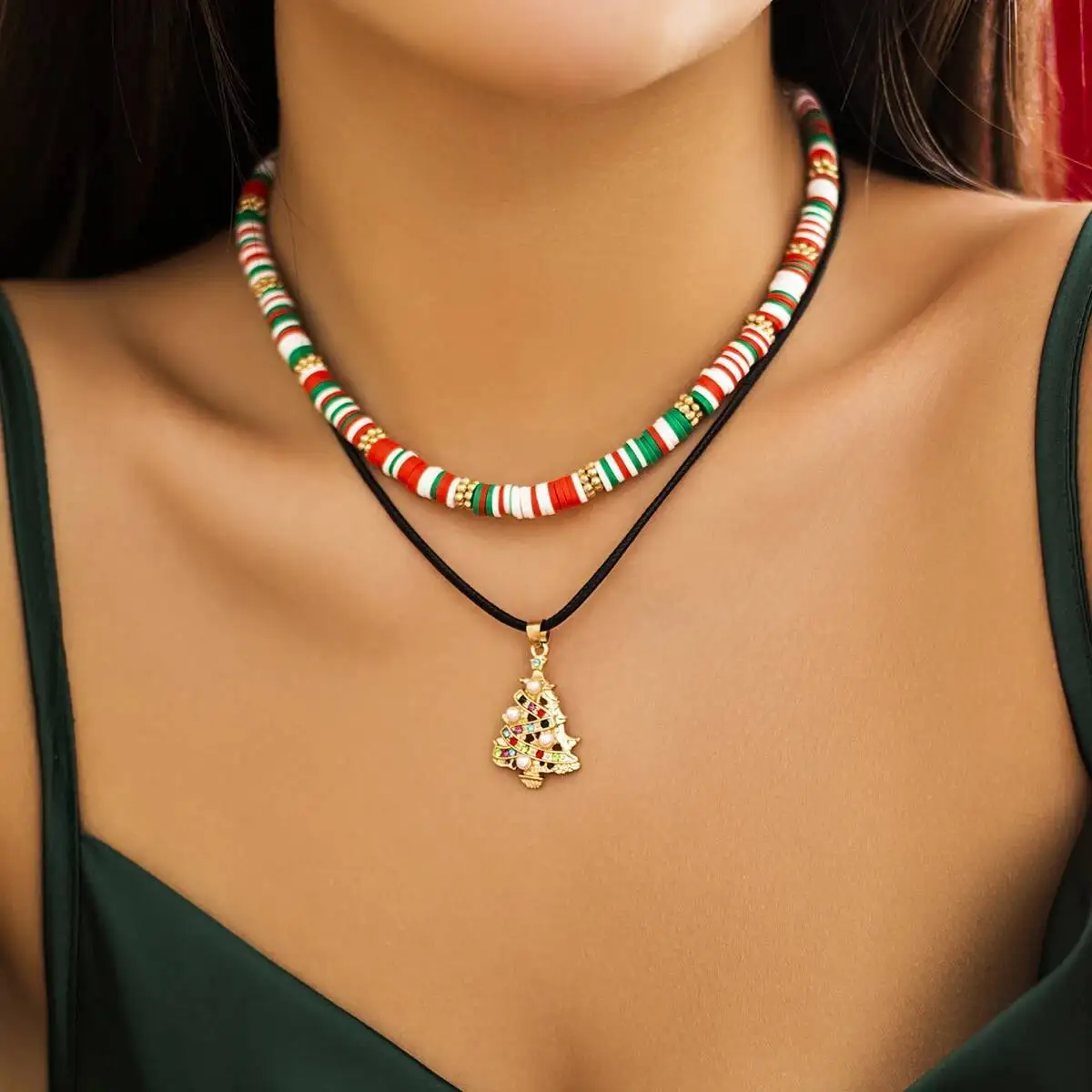 SHIXIN Vintage Colourful Rhinestone Christmas Tree Pendant Necklace Women Polymer Clay Red Green Beaded Choker Christmas Gift