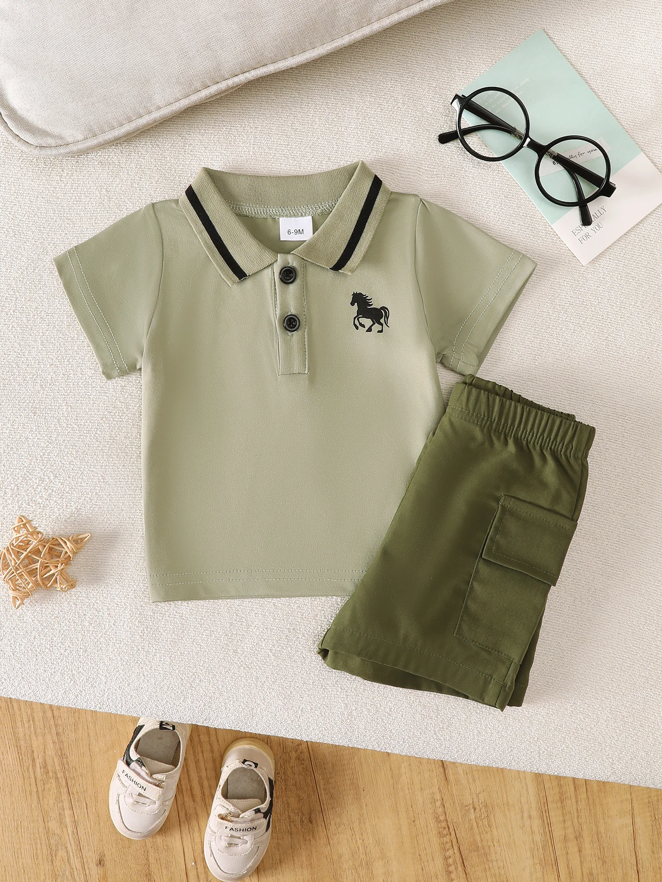 Baby and Toddler Summer Fashion Casual British Style Polo Shirt and Shorts Two-Piece Set, Pea Green Embroidered Pony Lapel Top + Army Green Pocket Cargo Shorts 2-Piece Set