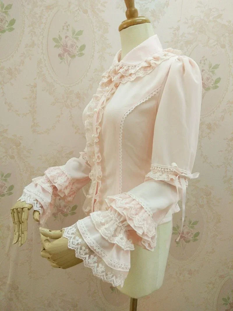 Sweet Lolita Blouse with Double Layered Lace Collar Classic Women\'s Shirt