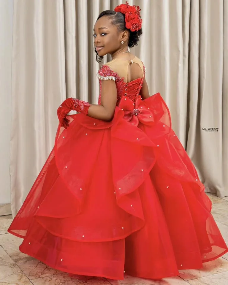 

Customized Red Flower Girl Dress for Wedding with Bow Appliques Back Lace-up Crystal Kids Birthday Party First Communion Gown