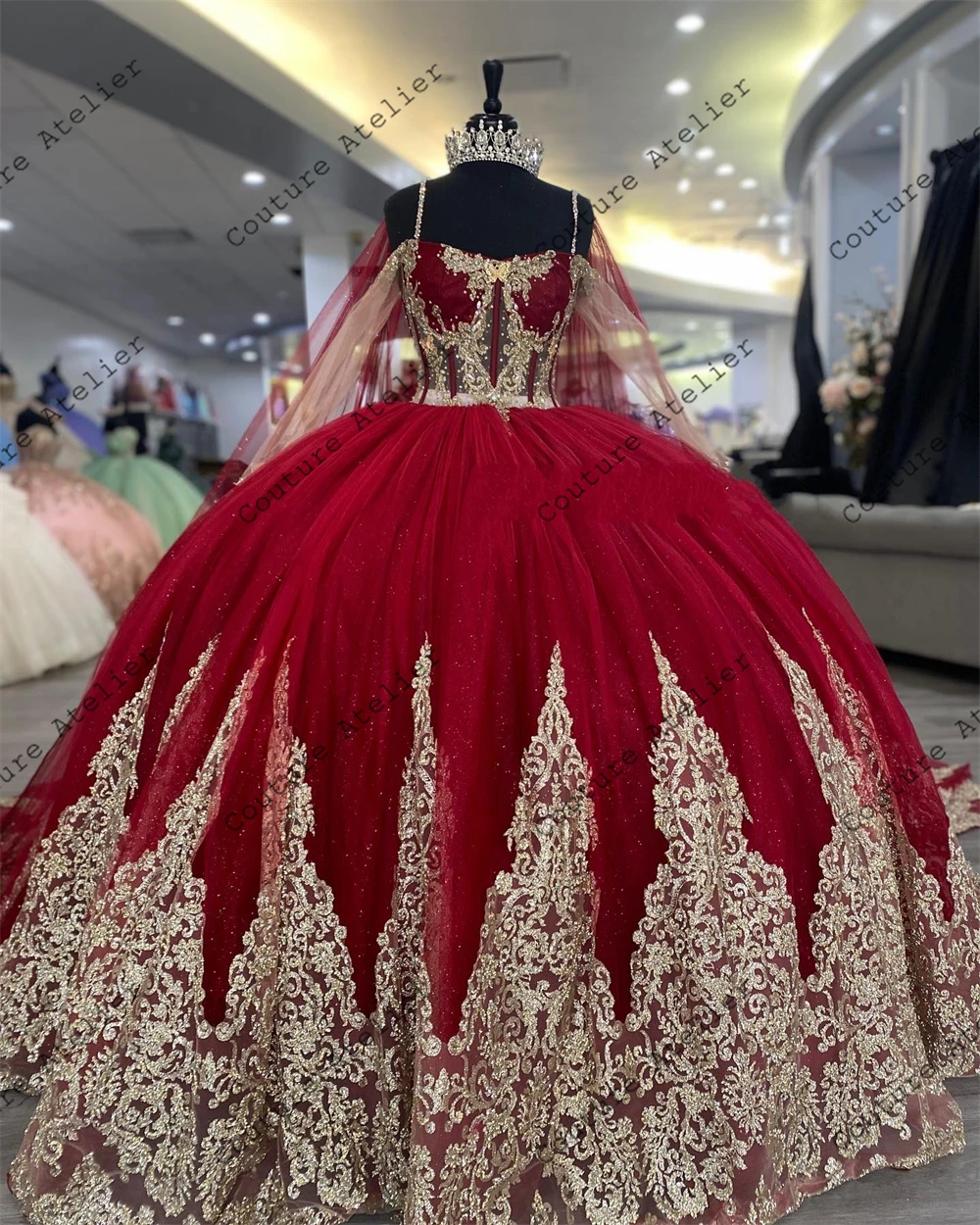 Vintage Gold Appliques Red Quinceanera Dresses With Cape Spaghetti Ball Gown Sweet Sixteen Dress Wedding Gowns Customized