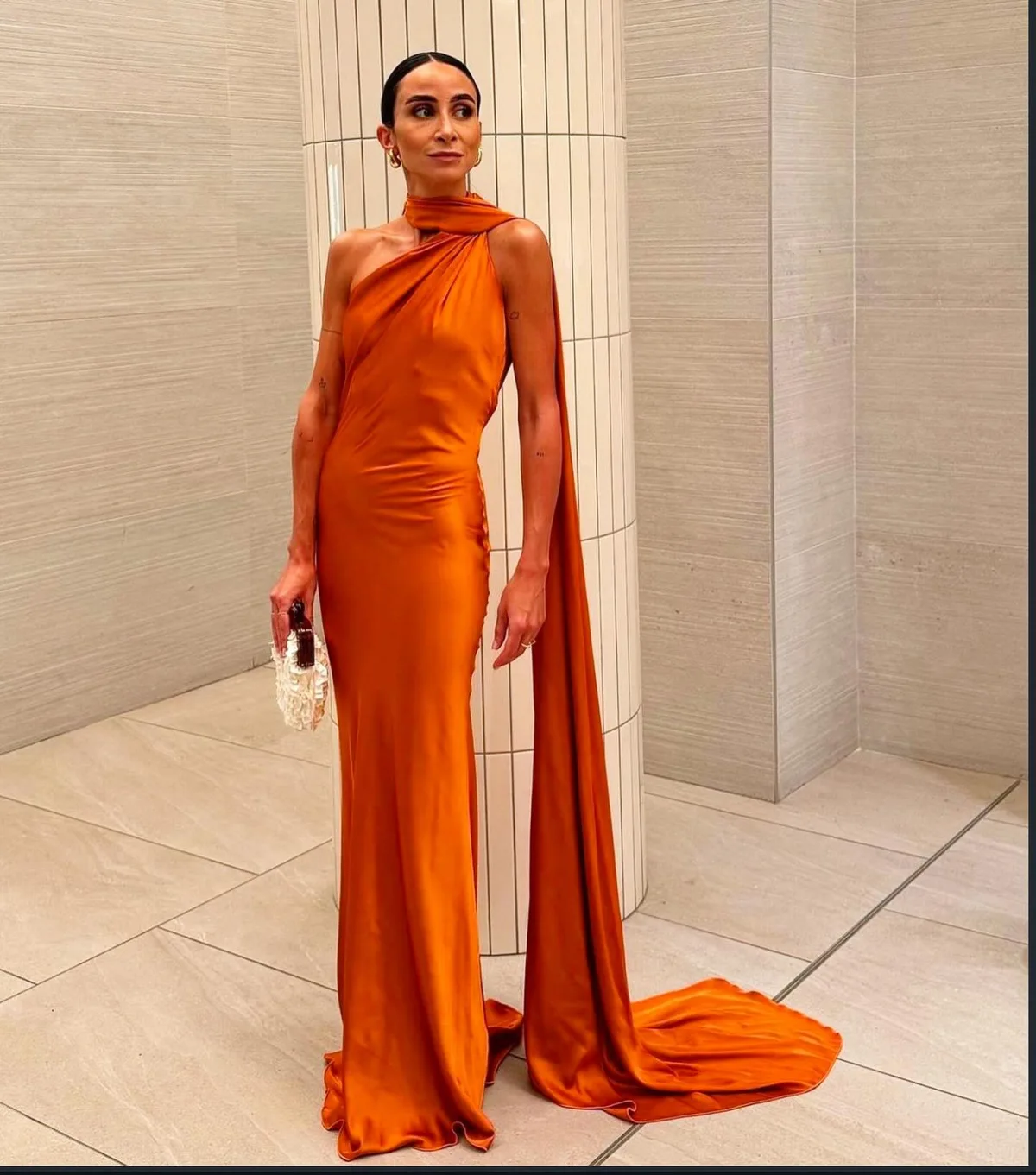 فستان حفلات مثير بشريط من الساتان للنساء أنيق بدون ظهر مكشوف الأكتاف بدون أكمام فساتين نسائية لصيف 2026 رداء متين