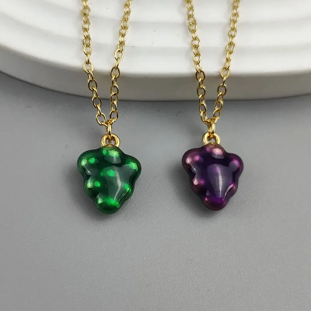 1PC Natural Garnet Grape Pendant Women's Necklace Reiki Healing Decoration Real Mineral Material Crystals Bead Raw Stone Jewelry