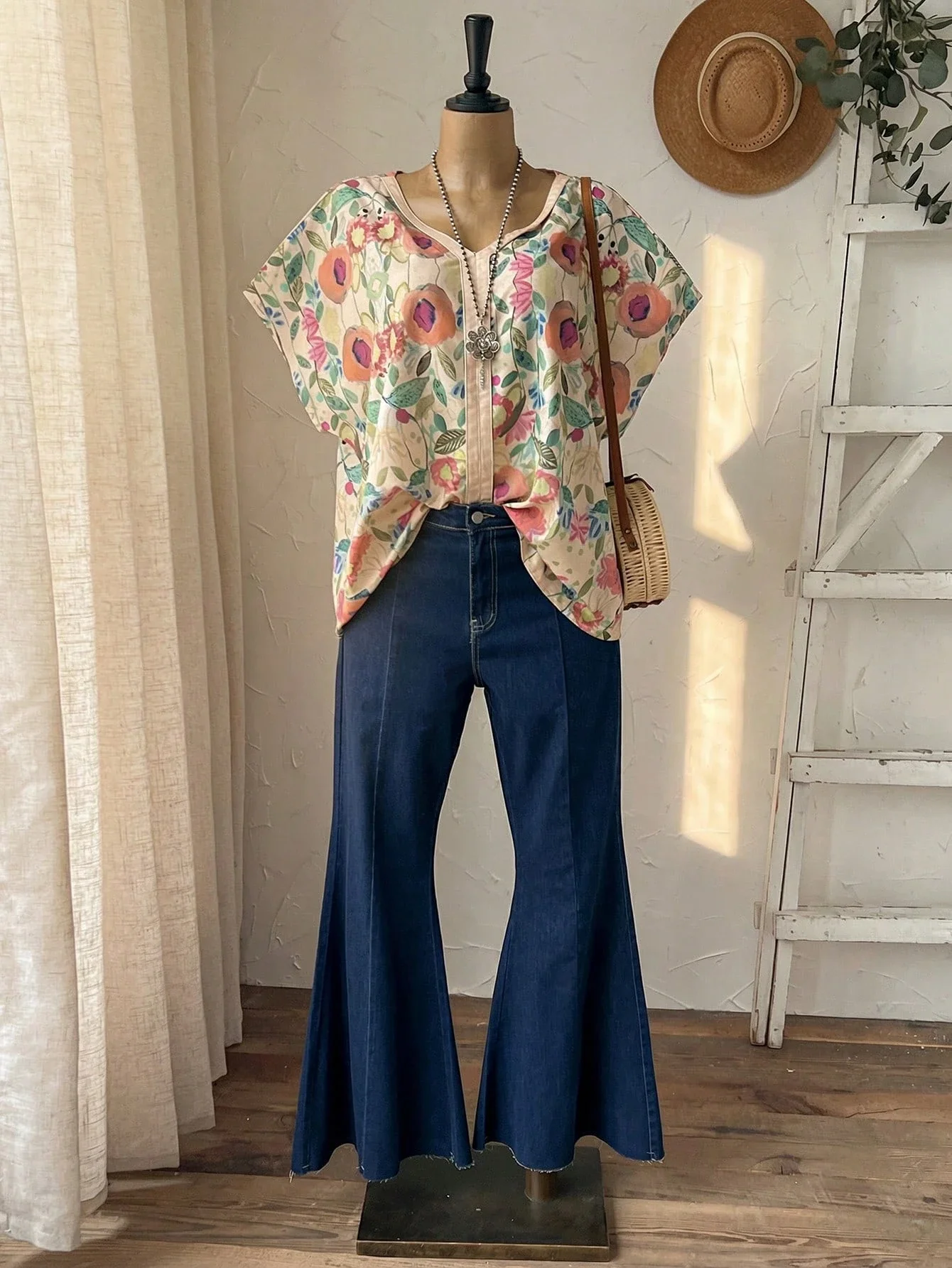 

Женская повседневная блузка с цветочным принтом, V-образным вырезом и короткими рукавами-крылышками, в богемном стиле, весна-лето