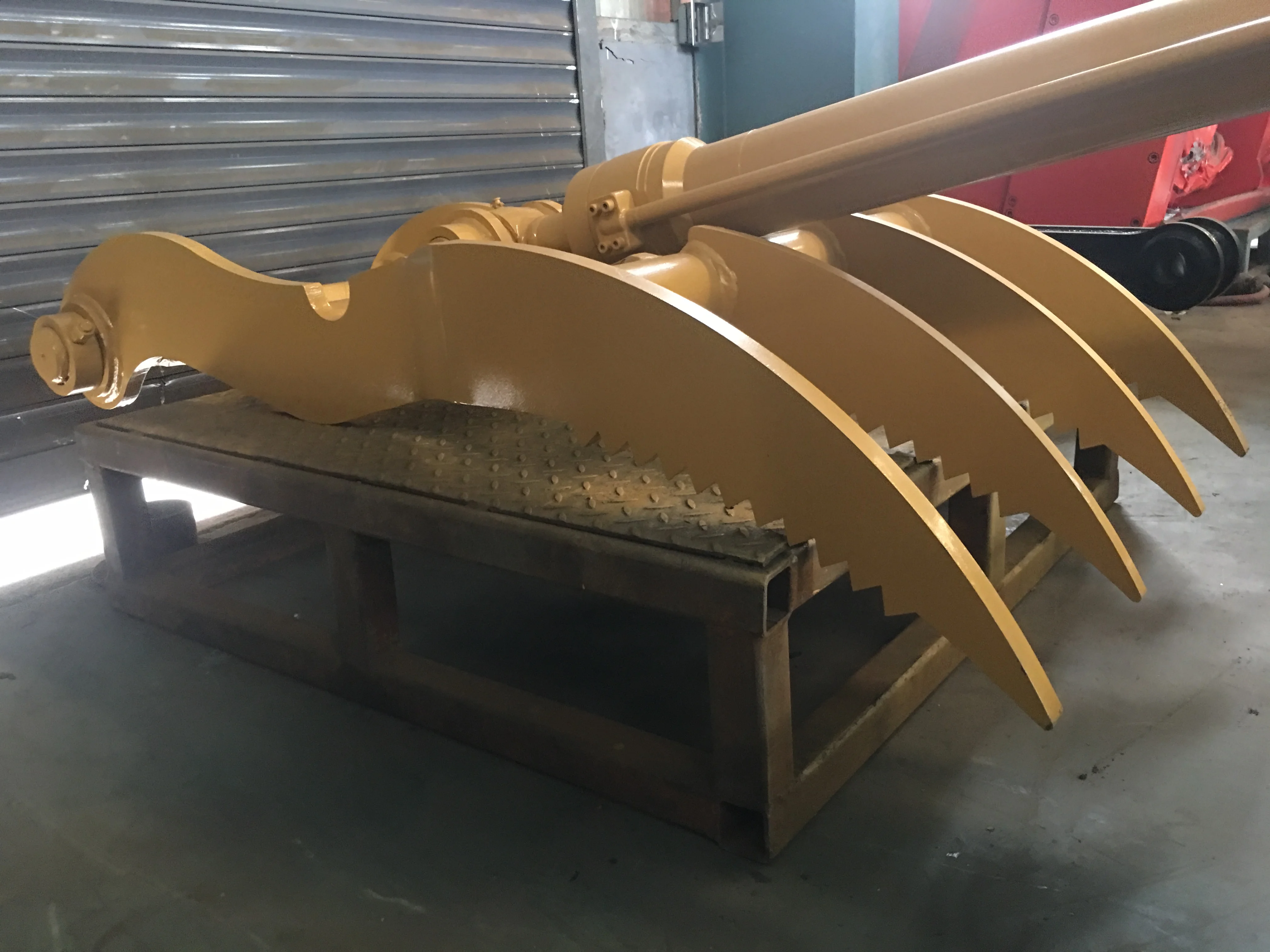 Pollice idraulico dell'escavatore della benna del pollice dell'attacco dell'escavatore MONDE