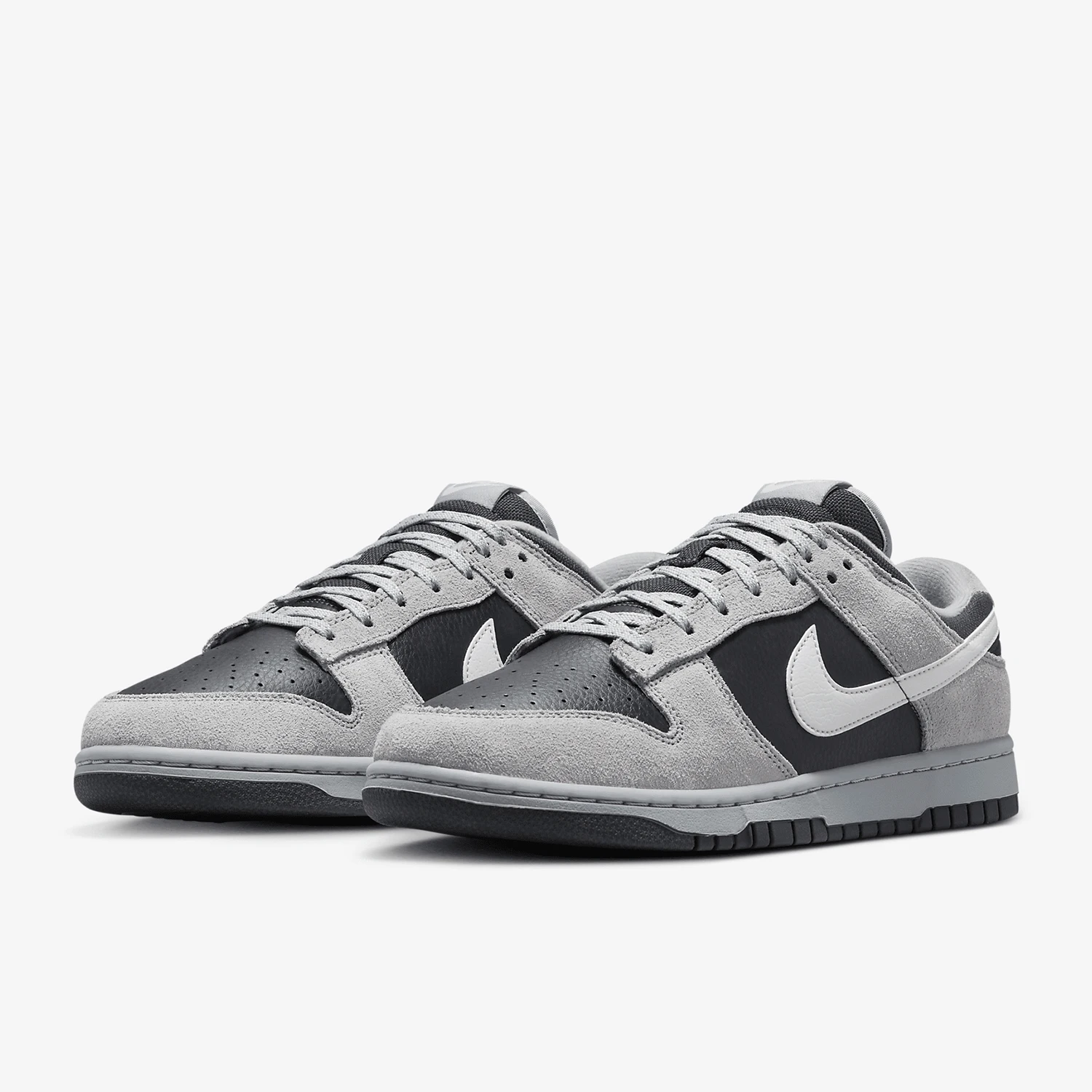 

Nike Authentic Dunk Low Men's Retro Outdoor Casual Sneakers HV2532-001