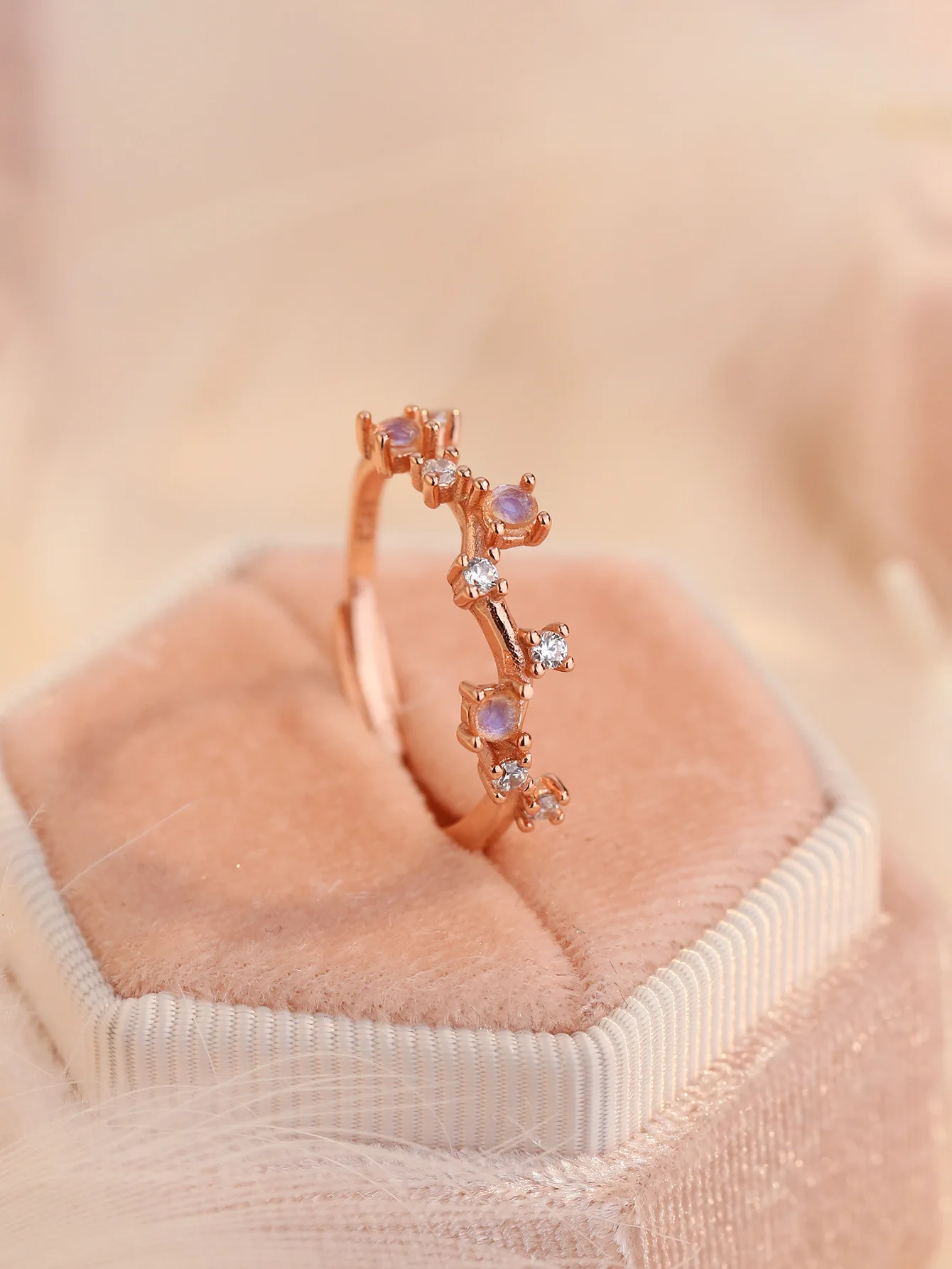 New 100% 925 Silver Women's Ring with Irregular Cut Moon Stone and Zircon,Trendy Personality Style for Daily or Party Wear