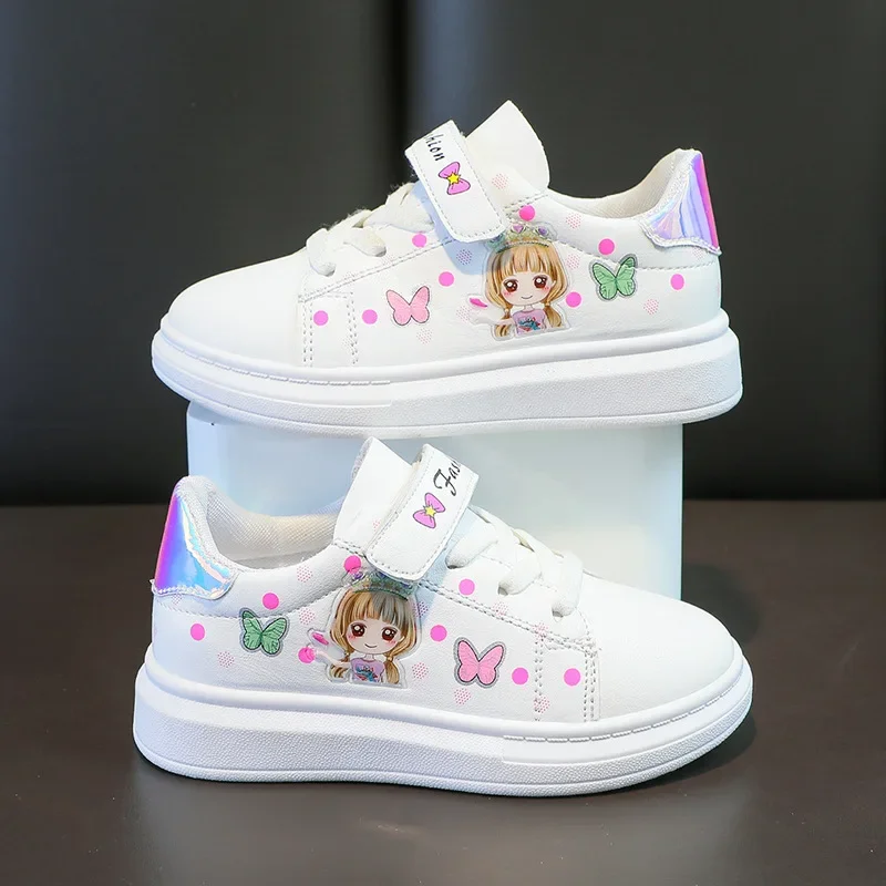 Zapatos blancos pequeños para niños, zapatillas informales con estampado de dibujos animados de estilo coreano para niñas de 3 a 12 años, zapatos de tablero impermeables de cuero PU para estudiantes