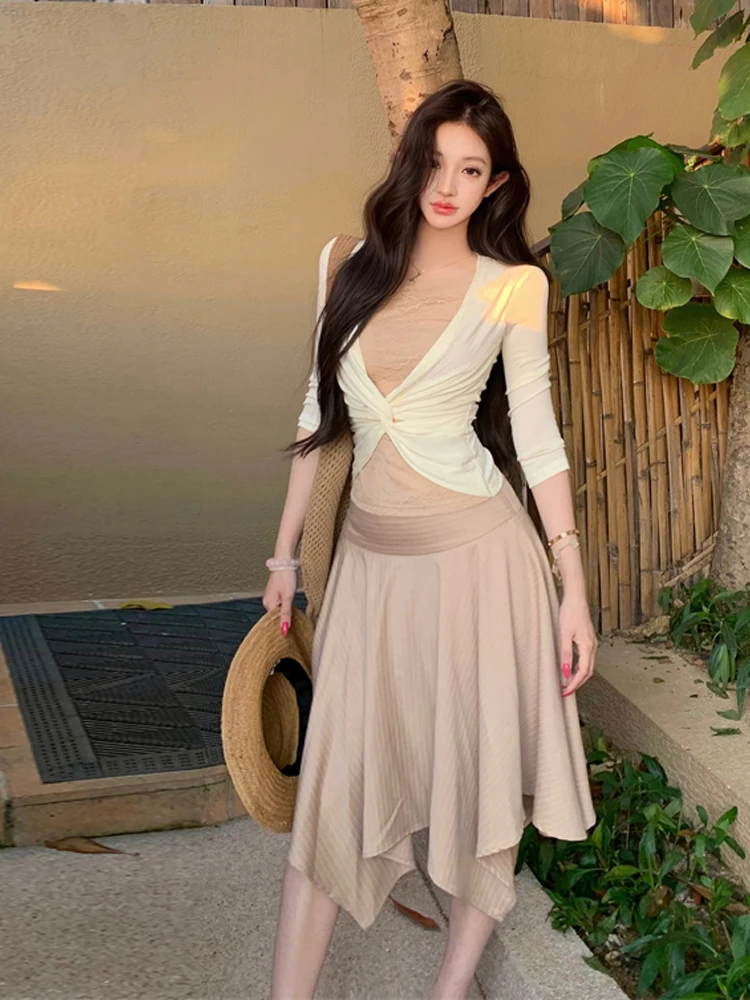 

Elegant Lace Splice Long Sleeve T-Shirt Top plus Half Skirt Set Fashionable Casual High Waist Pure Color Women's Ensemble