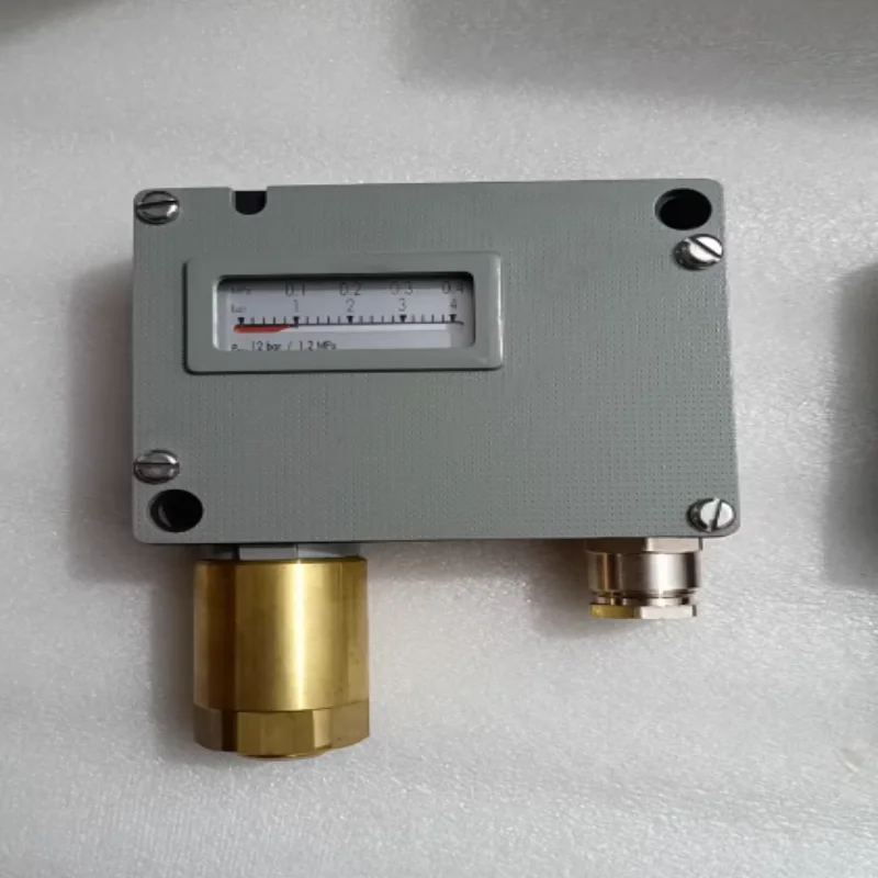 Brand New Original Pressure Switch  900.2376.903