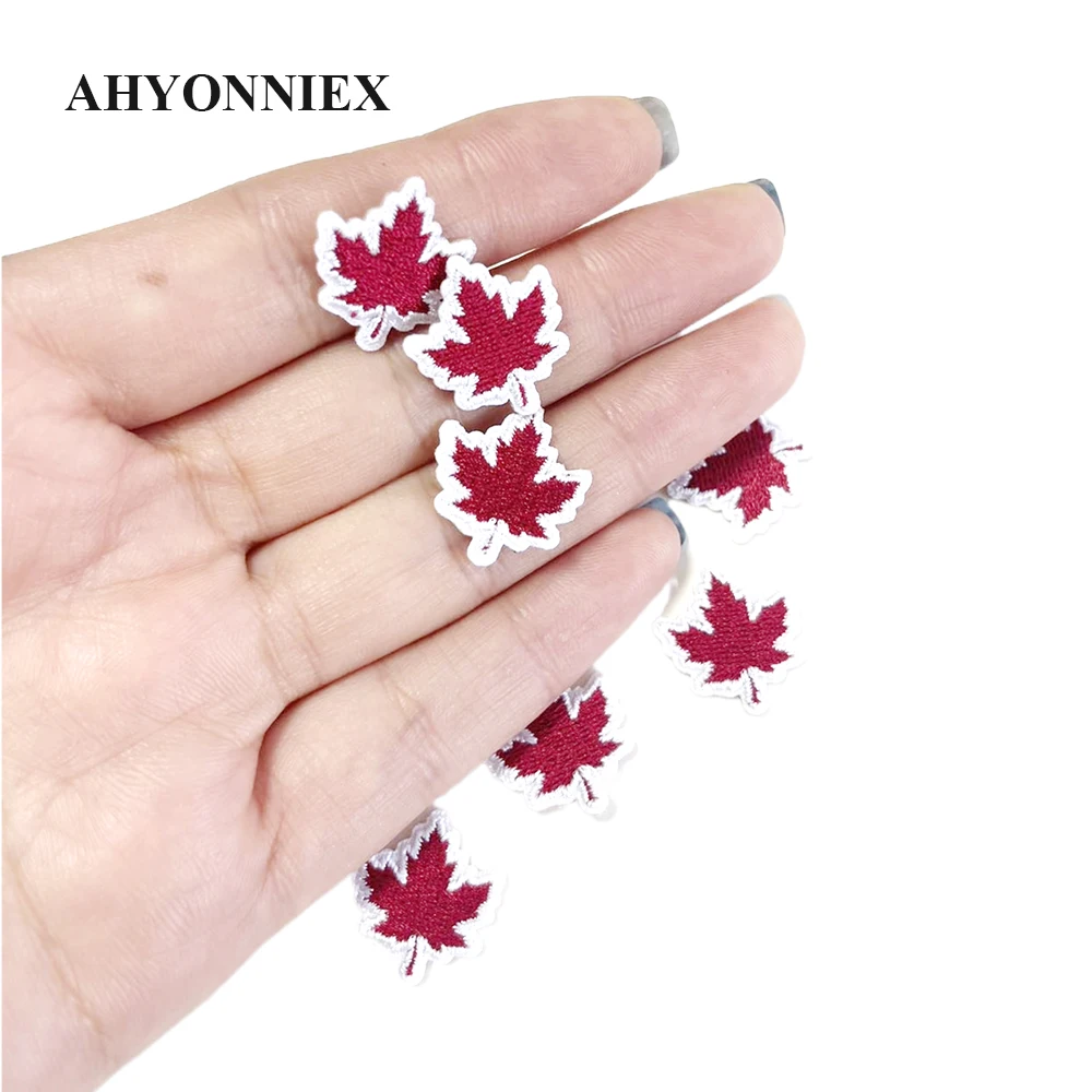 1.6CM X 1.7CM Mini Size Iron On Red Maple Leaves Patches Leaf Applique Patches For Clothing Appliques Parches Bordados Ropa