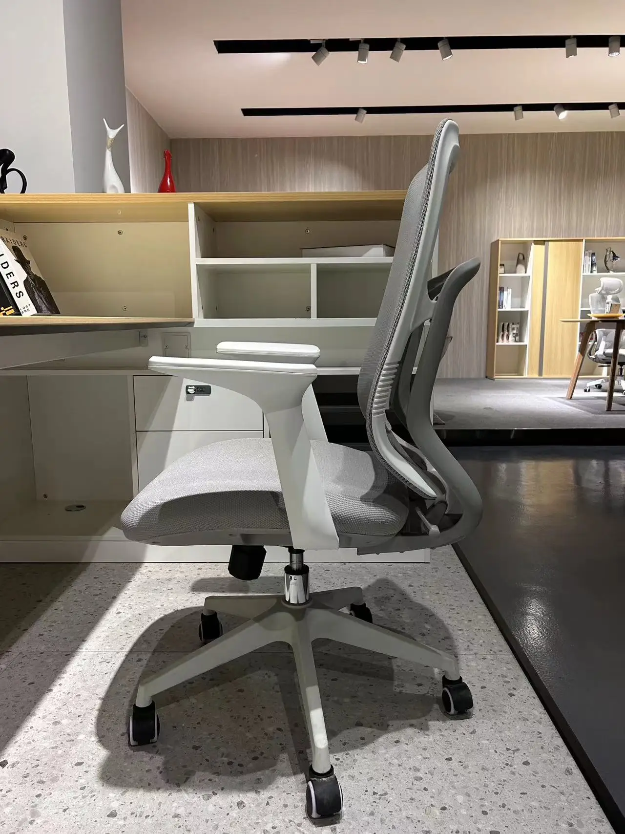 كرسي مكتب بيئة العمل الحديث مع كرسي تقسيم مكتب الموظفين الرخيص الشبكي #6