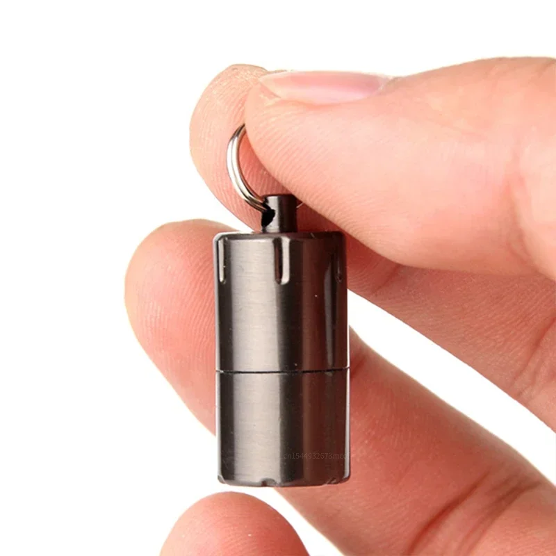 Mini Keychain Retro Kerosene Lighter Diesel Waterproof Portable Cigarette Lighter Gift Survival Tool Gadgets for Men