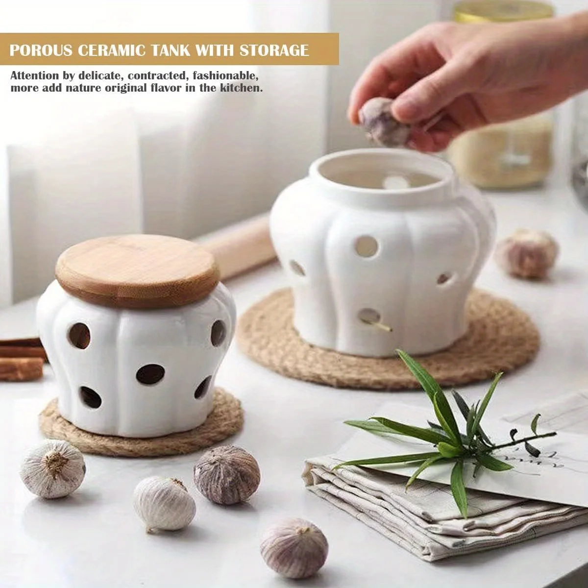 

Modern Hollow Storage Jar Ventilated Ceramic Storage Jar Kitchen Ginger Garlic Storage Box Porcelain Containers Kitchen Utensils