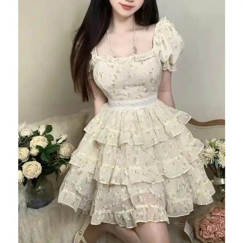 

Sweet Kawaii Women Mini Dress Ditsy Floral Print Puff Sleeve Tiered Layered Ruffle Hem Lace Trim Y2K Romantic Cute Party Dress
