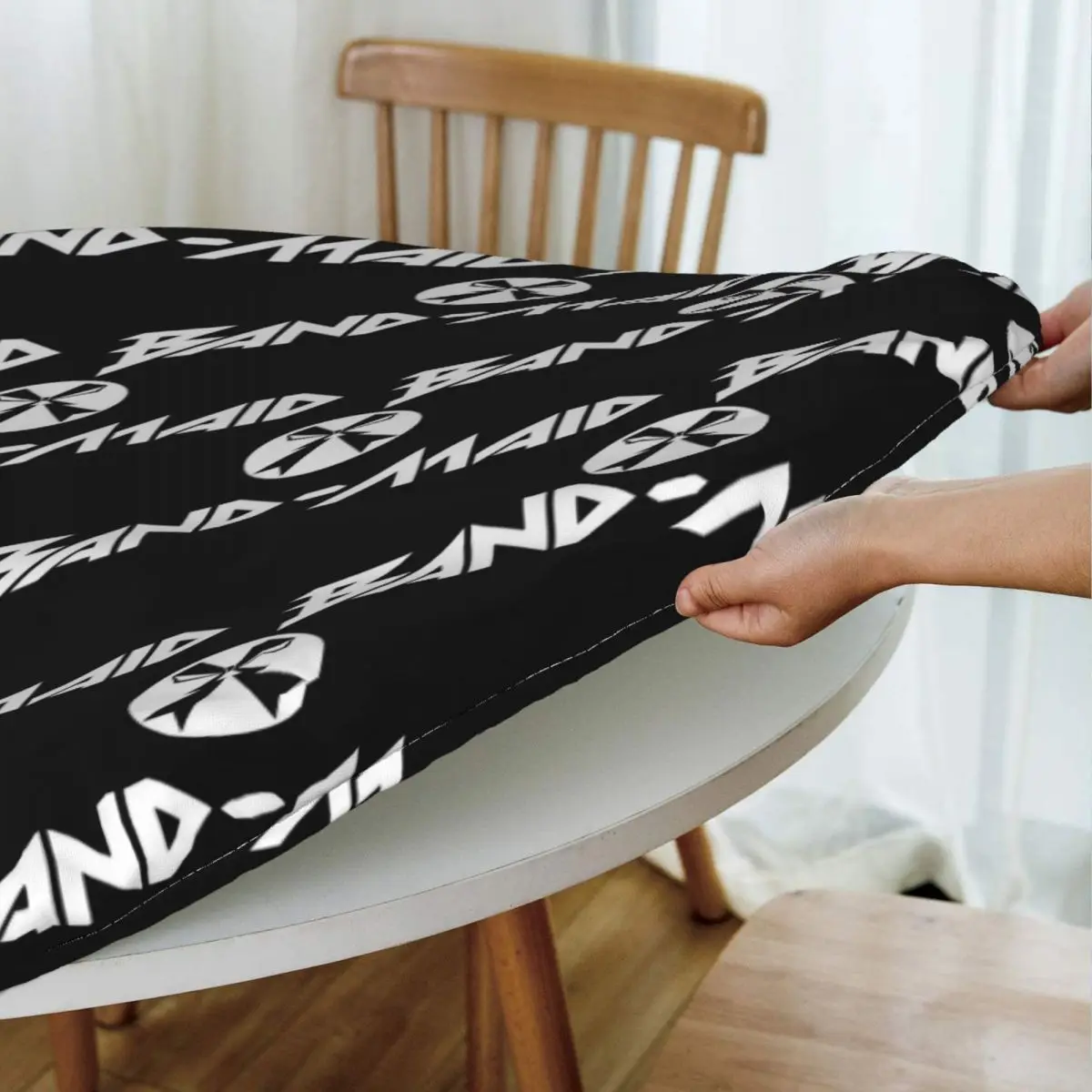Band Maid Japan Metal Rock Waterproof Round Tablecloth Oilproof Table Cloth for Kitchen Events Dining Table Cover