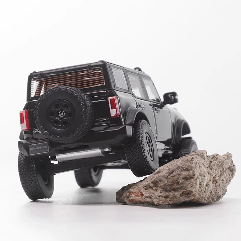 

SHADOW PRO литой под давлением масштаб 1:64 Bronco внедорожник сплав моделирование модель автомобиля статические сувениры коллекция подарочный дисплей