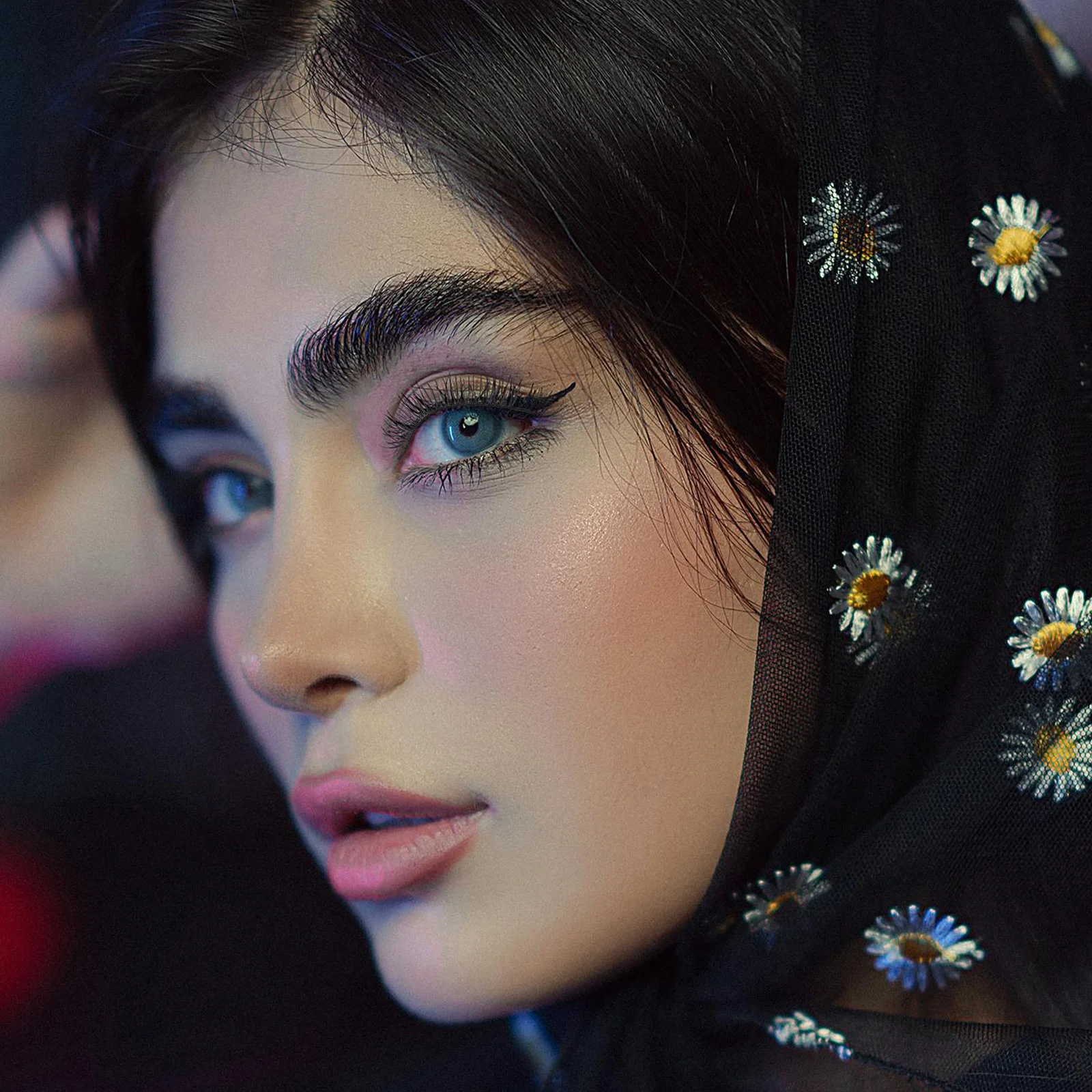 ขนตาปลอม 10 คู่ ยาว หนา เป็นธรรมชาติ สีดำ ขนตาสังเคราะห์ ถอดง่าย สำหรับแต่งหน้า ปาร์ตี้