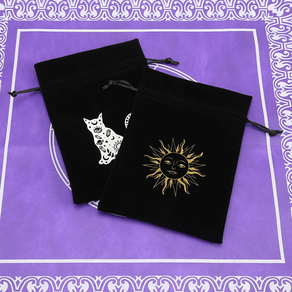 1 stücke Schwarz Samt Tarot Lagerung Tasche Mini Kordelzug Paket Hexe Wahrsagerei Kristall Tasche Tasche Würfel Halter Brettspiel Gold – Detail 12