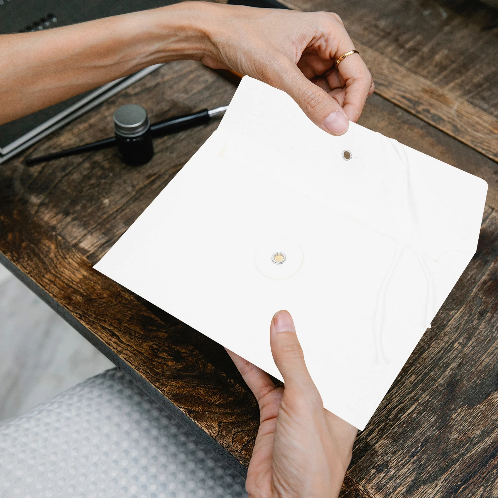 

Vintage Invitation Envelopes Paper Compact Multi-Function Envelopes for Weddings Birthdays Party Supplies