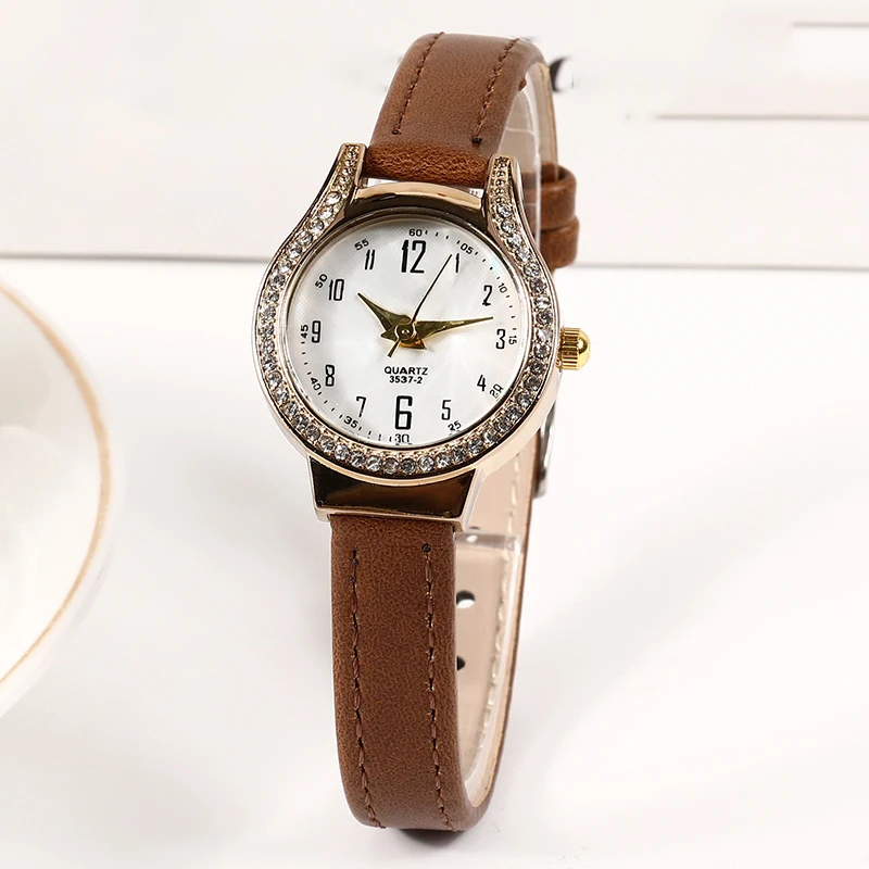 MAYZHISU Women Watch Ladies Watch Light Luxury Retro Women Quartz Gold Wristwatch Stainless Steel Bracelet Female Clock