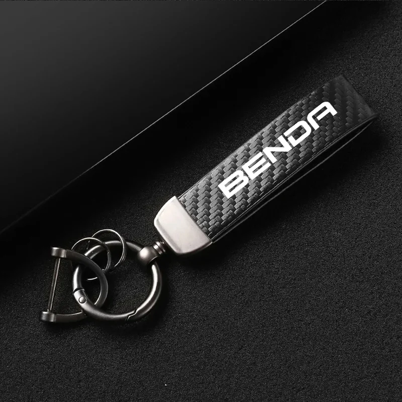 1PCS Leather Carbon Fiber Motorcycle Key Chains KeyChain For BENDA Benda BD300 BD 300 Motorcycle Key Accessories 2024 2025