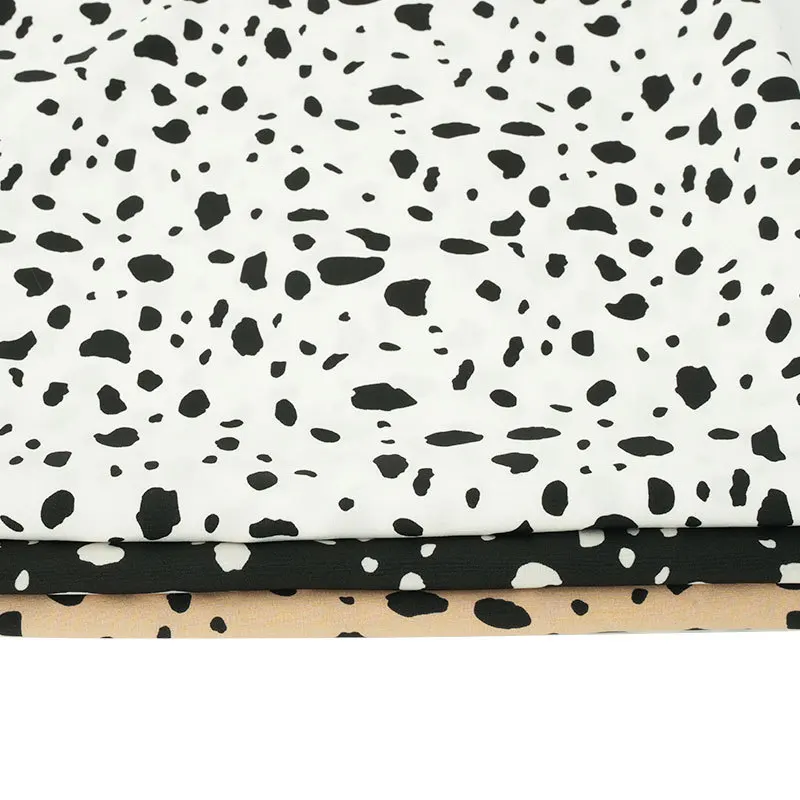 

150CM Wide 105G/M 100D Thin Fabric for Sewing Summer Clothing Curtain,DIY Stretch Spots Printed White Black Material R655